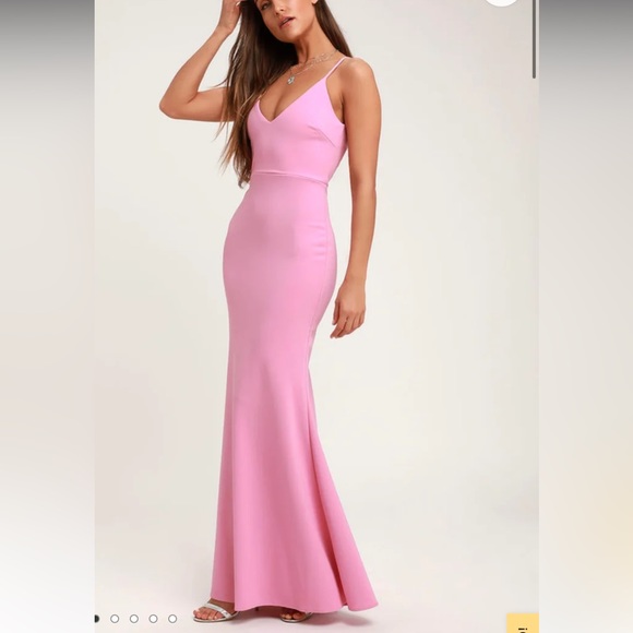 Beautiful pink maxi dress- NWT - Picture 4 of 4